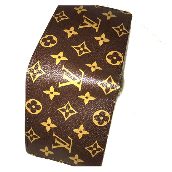 Louis Vuitton wallet - Picture 1 of 1